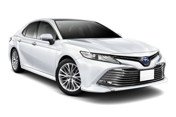 Premium Sedan/Camry